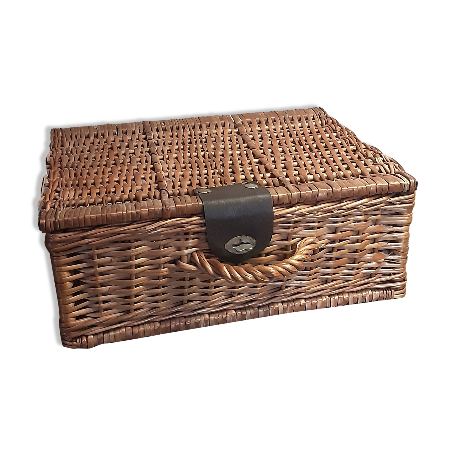Rattan wicker malle 70 years