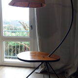 Vintage lamp reader
