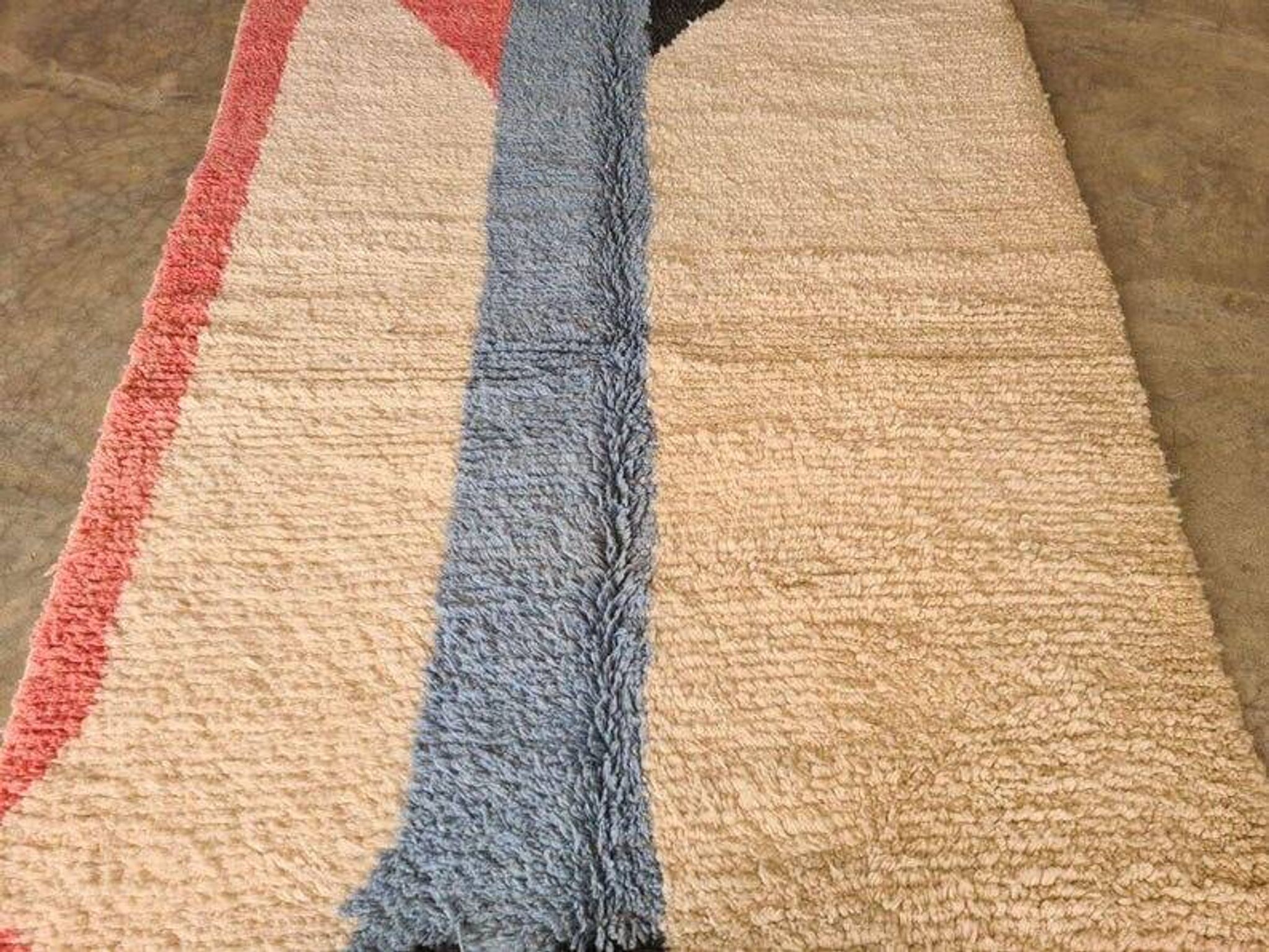 Tapis beni mrirt fait main taille 150 x 250 cm
