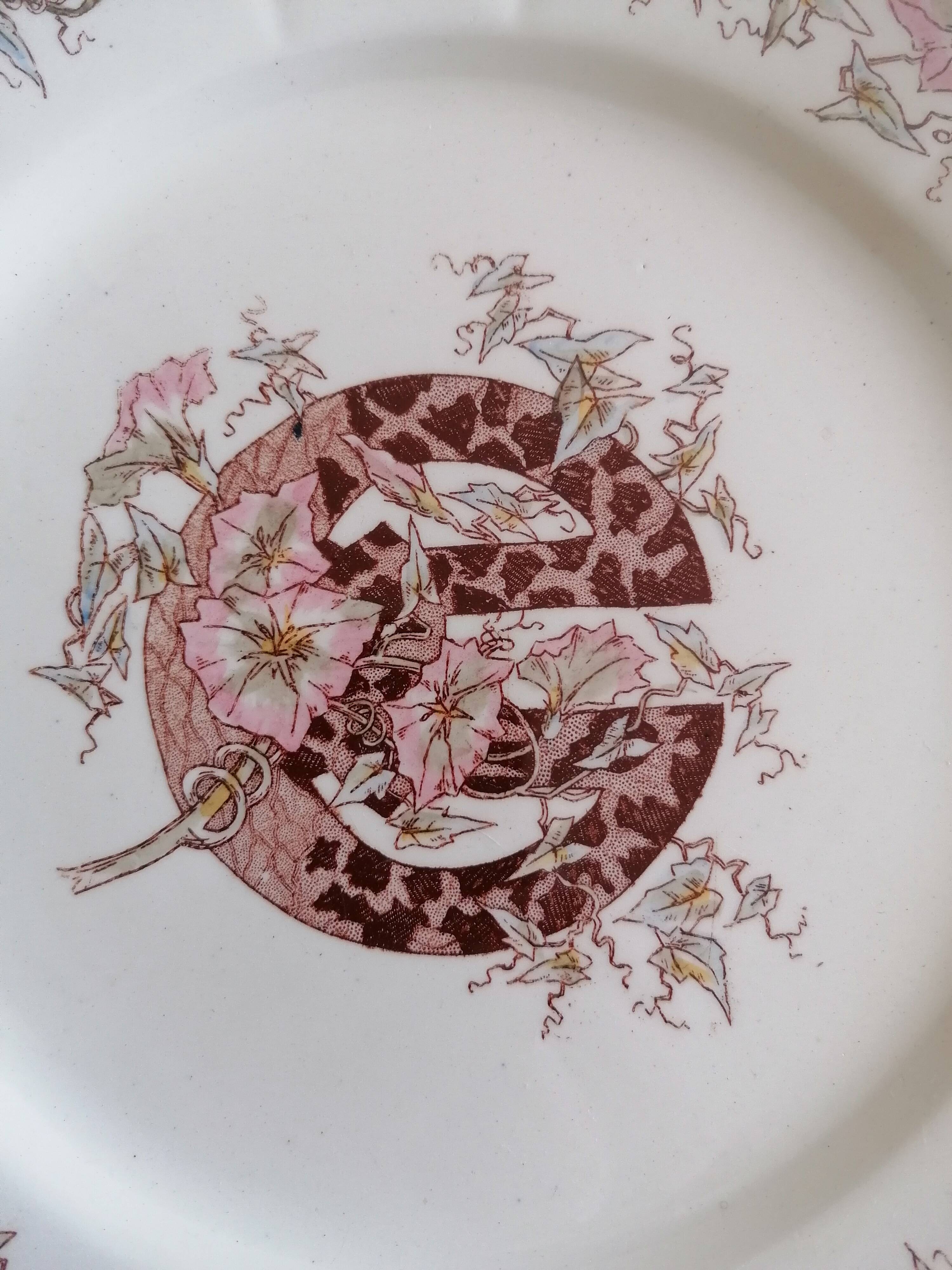 Assiette Longchamp terre de fer Robert Charbonnier 19ème s