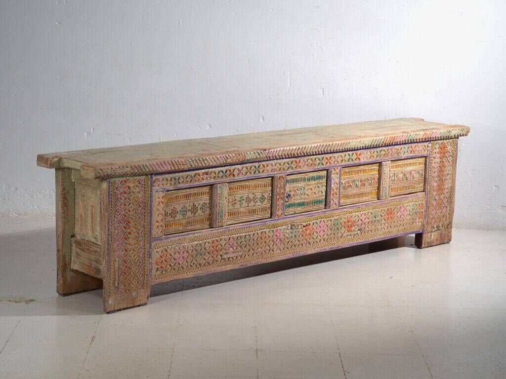 Antique buffet painted in pine wood – Xinjiang, circa 1930