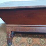 18th century Maie table in walnut