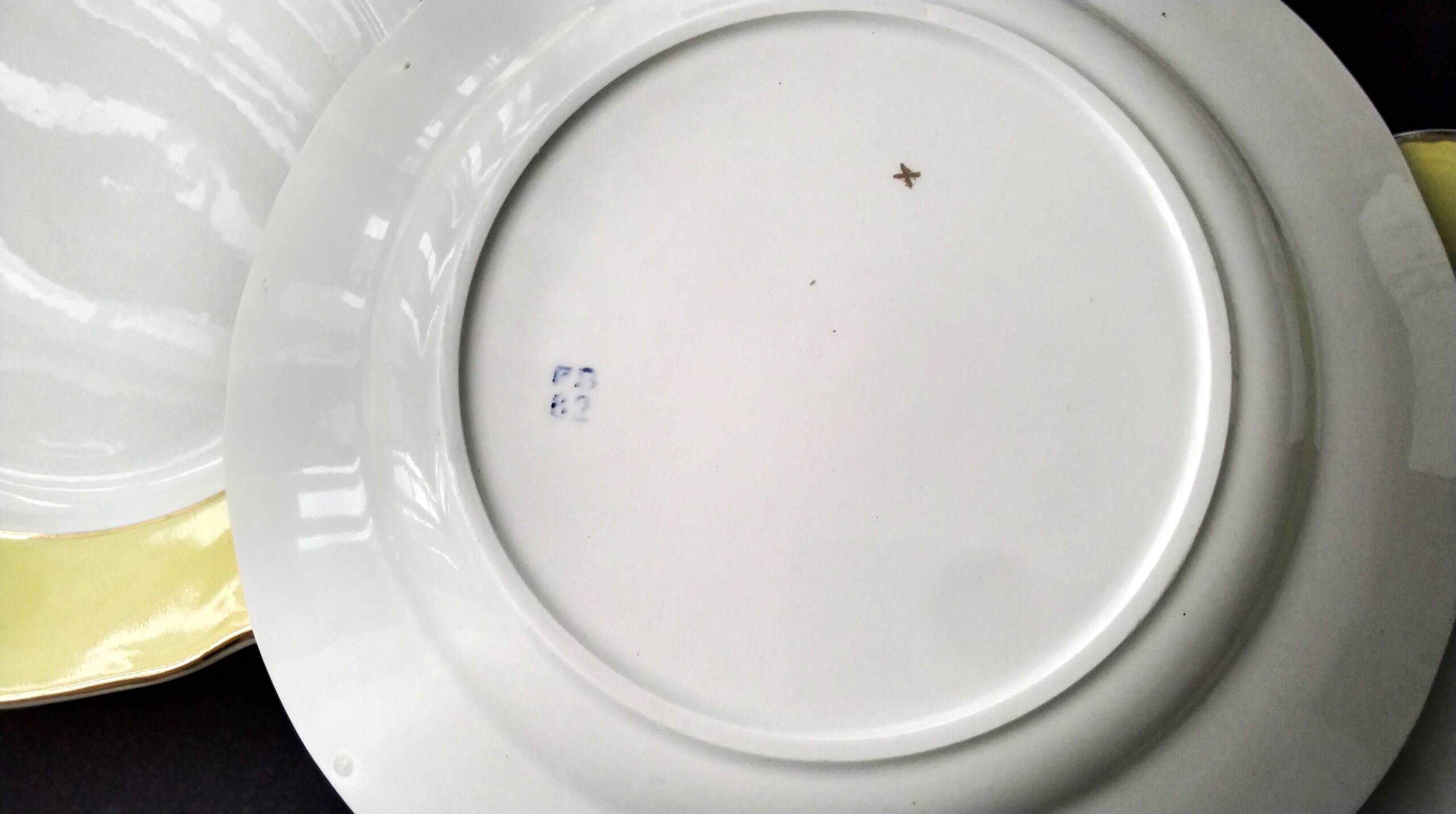 6 flat plates in Badonviller earthenware FB