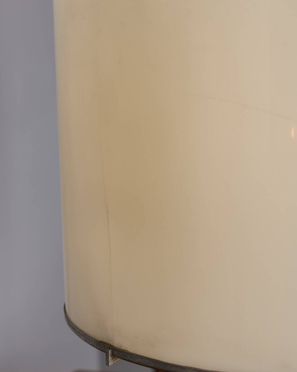 Vintage 1970s table lamp in metal and plexiglass by Vit Kellj