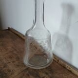 carafe en verre ciselé