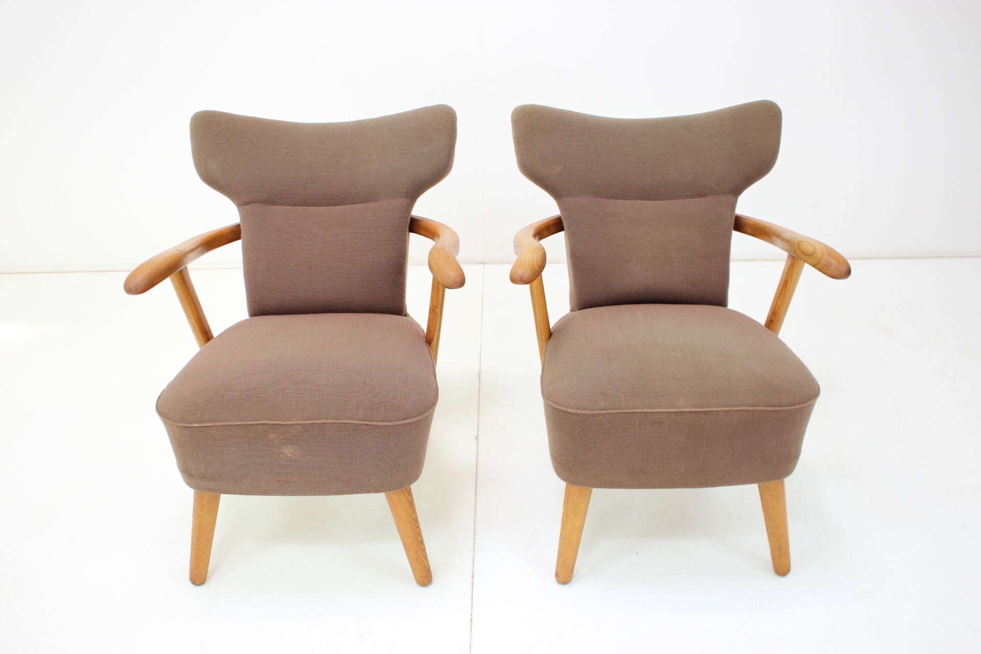 1940s Pair of Oak Armchairs by Krasna Jizba, Czechoslovakia