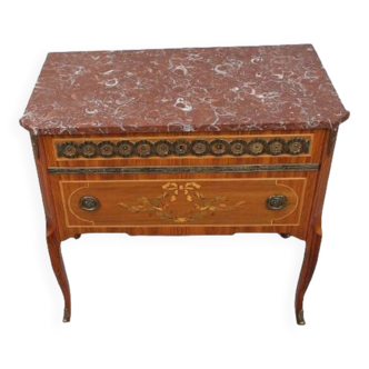 Swedish chest of drawers in Gustavian style late 19th - early 202nd century with brass details and m