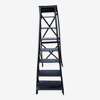 Folding ladder stepladder from Atelier Bois