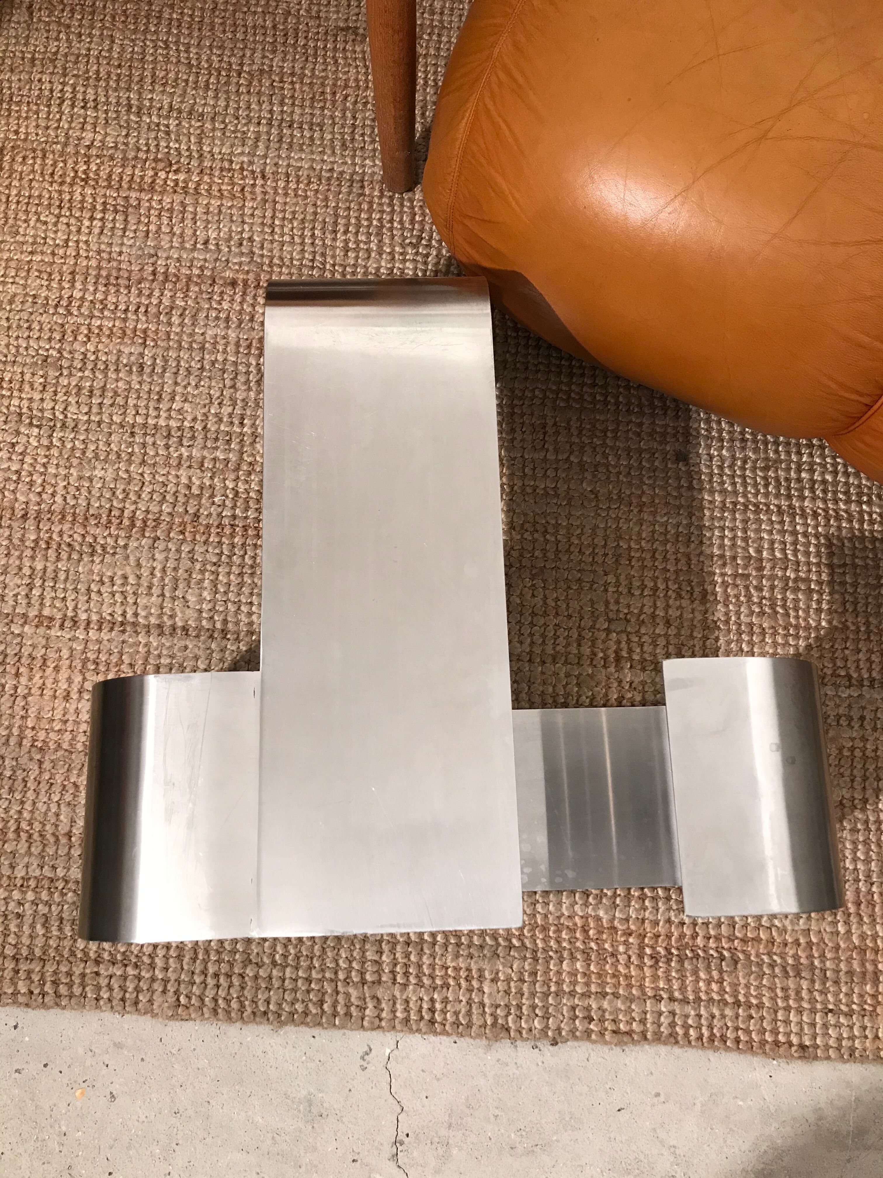 Table basse François Monnet modele Naja, 1970