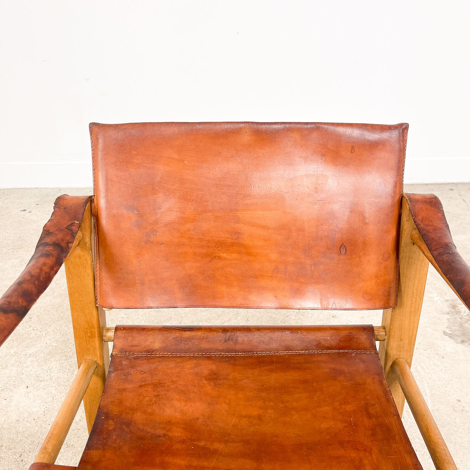 Vintage danish design cognac leather safari chair