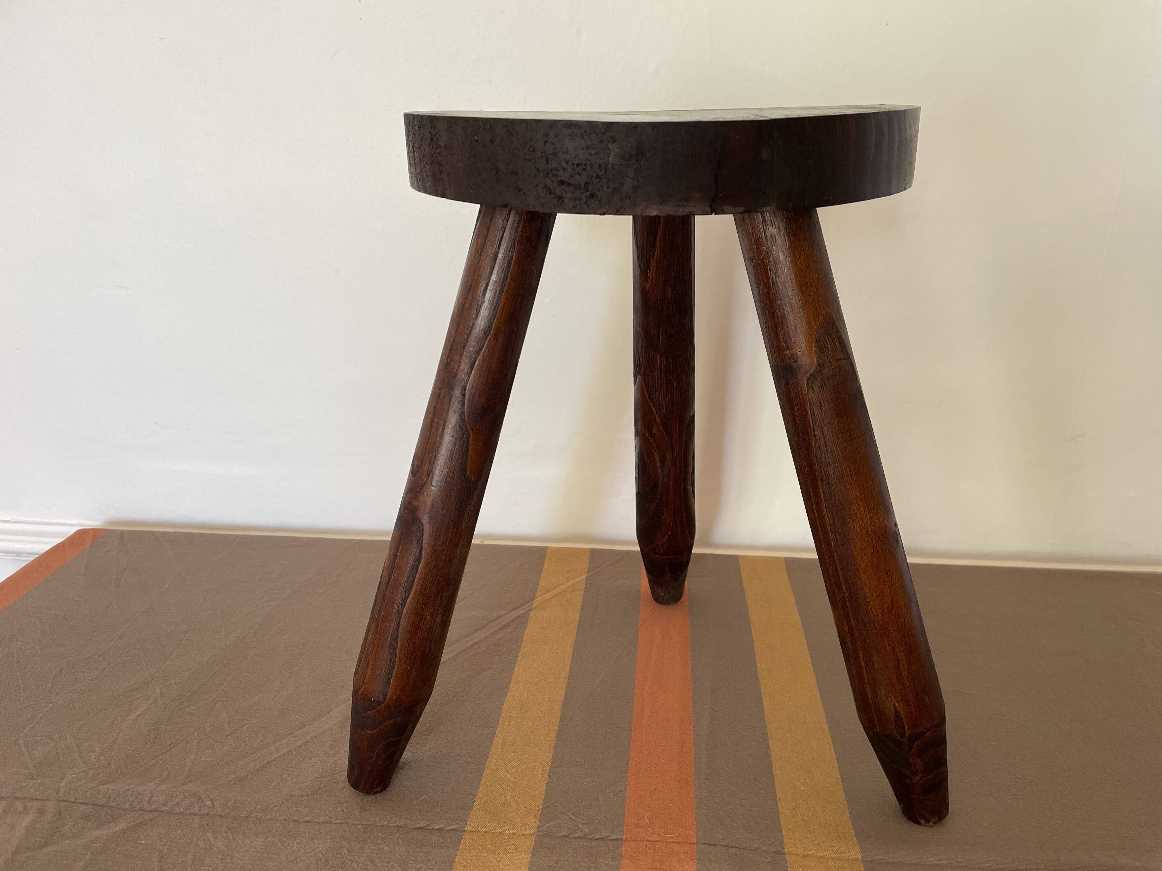 Tripod stool