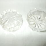 Salière and pepper in chiseled glass