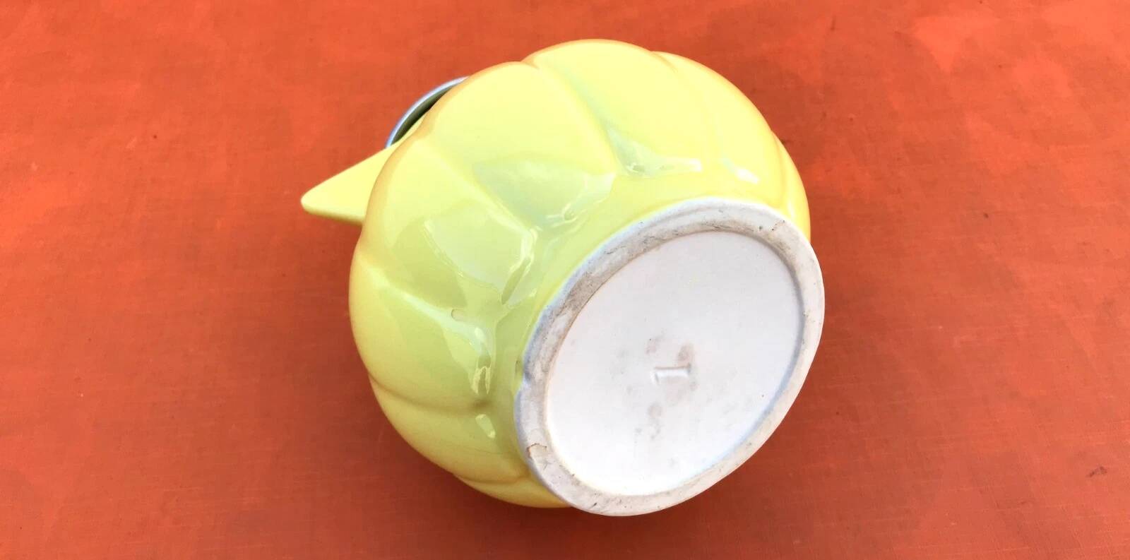 Art Deco 1930s Teapot / Tea Infuser with yellow ceramic infuser