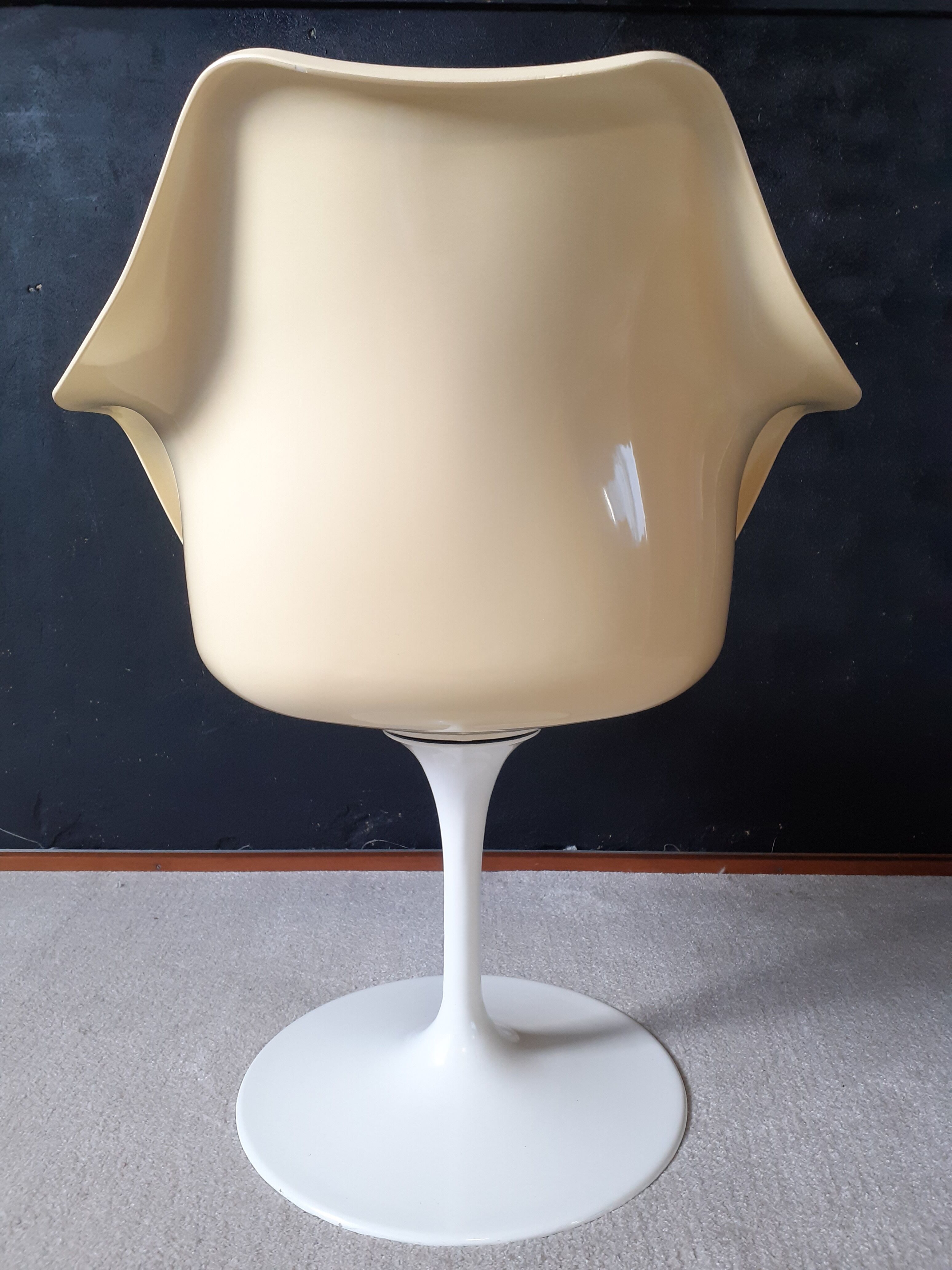 Italian swivel chair "tulip", design Rudi Bonzanini circa 1970