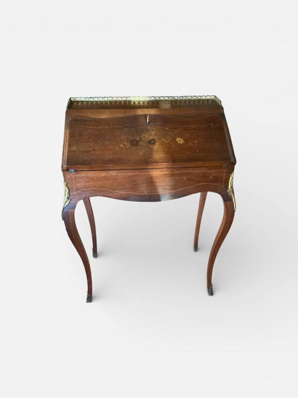 Bureau de pente Secrétaire ancien en bois marqueté – style Louis XV