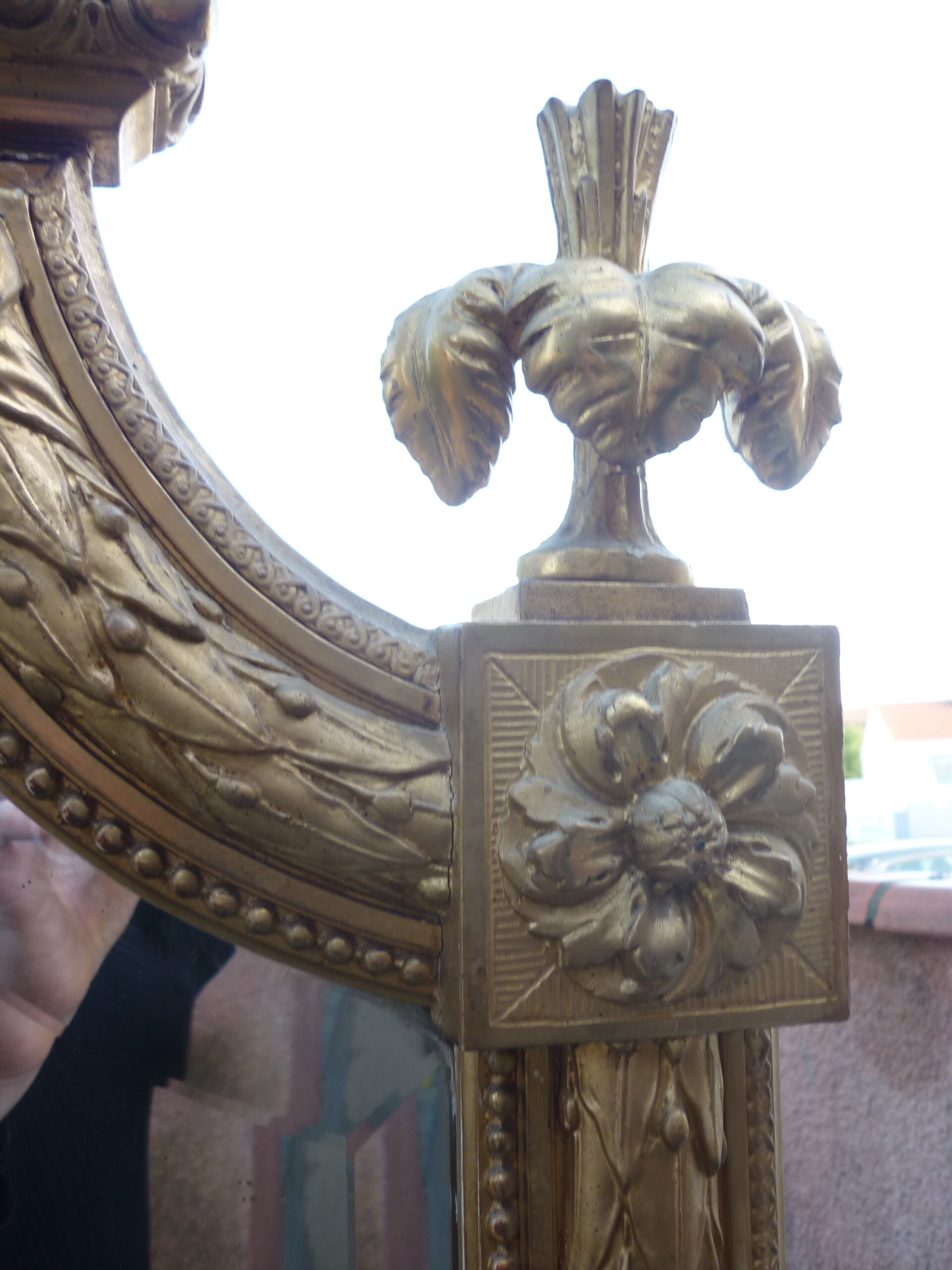 large 19th century mirror in gilded wood with gold leaf 140x195cm