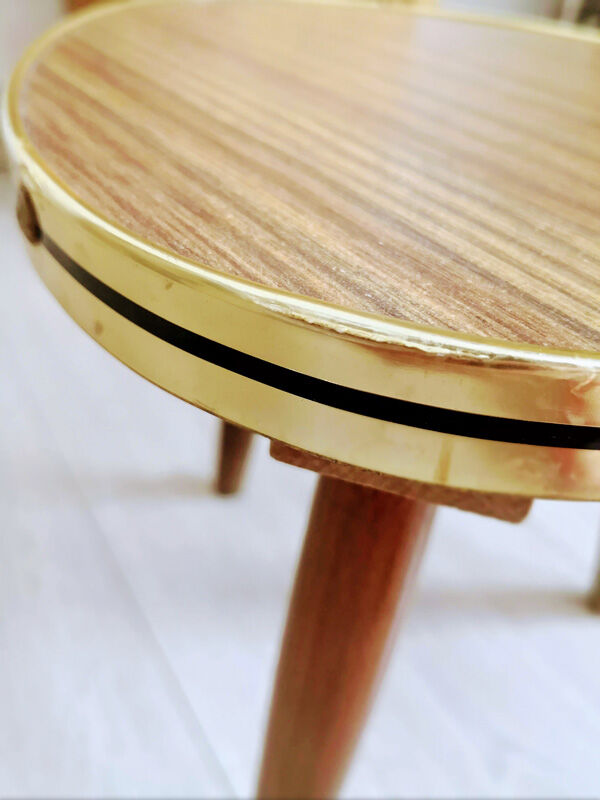 Small table tripod vintage