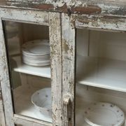 Armoire vitrée ancienne