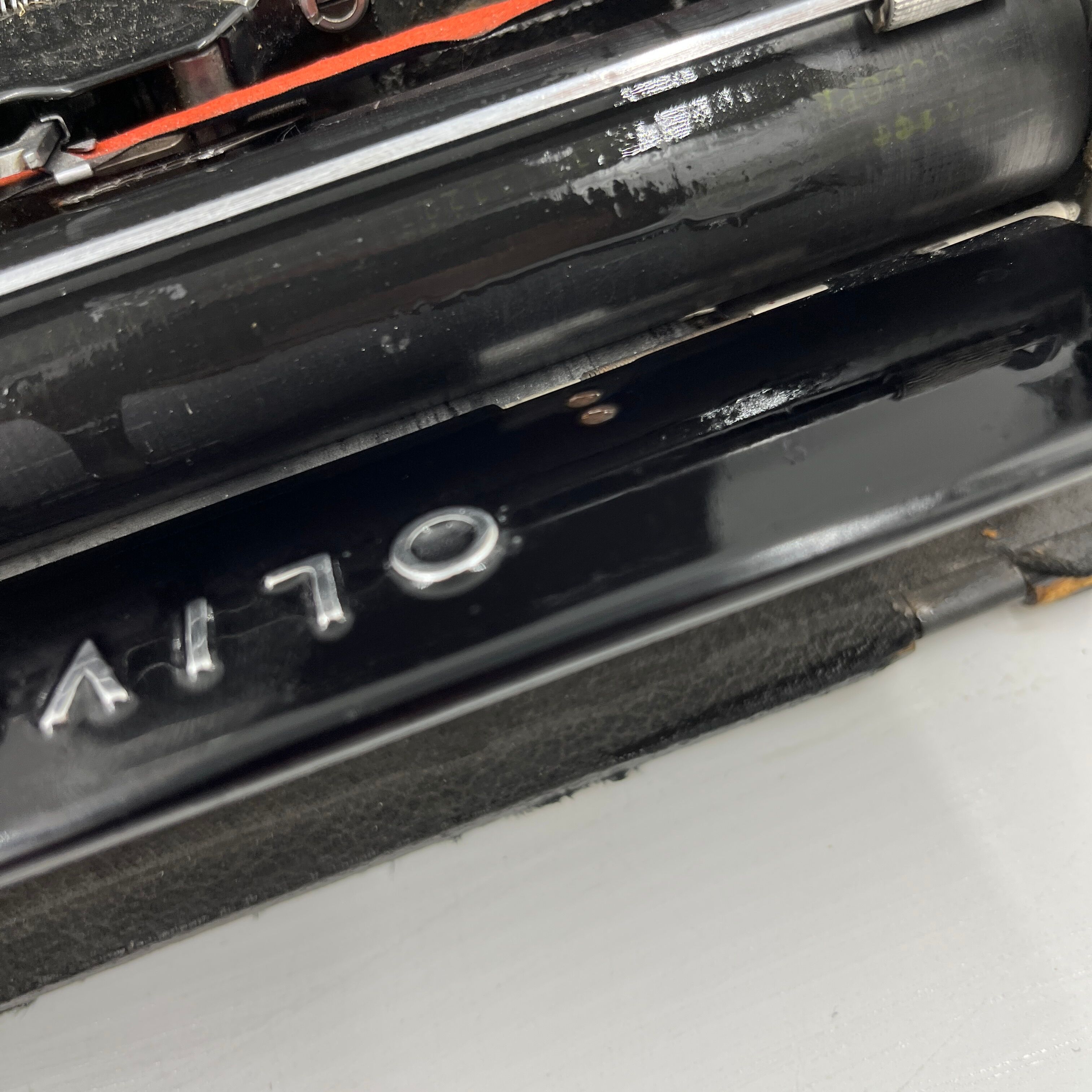 Machine à écrire Olivetti Ico