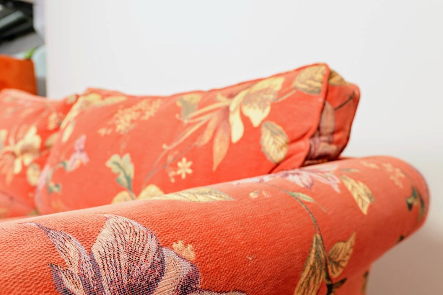 Vintage sofa bohemian style Terracotta flowers