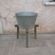 Basin with its ancient zinc trepieds