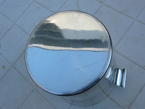 Seau à champagne en métal argenté art déco