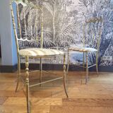 Paire de chaises Chiaviari en laiton
