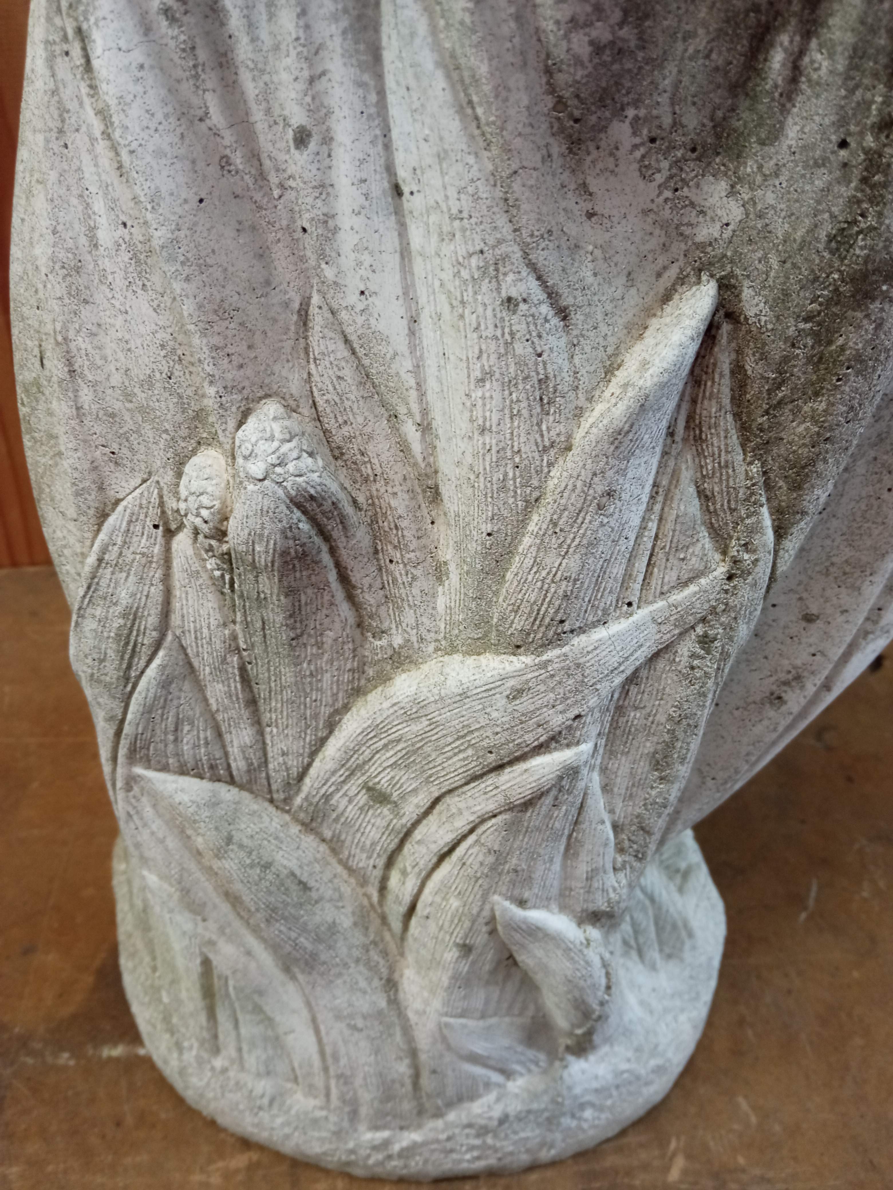 Reconstructed stone garden statue