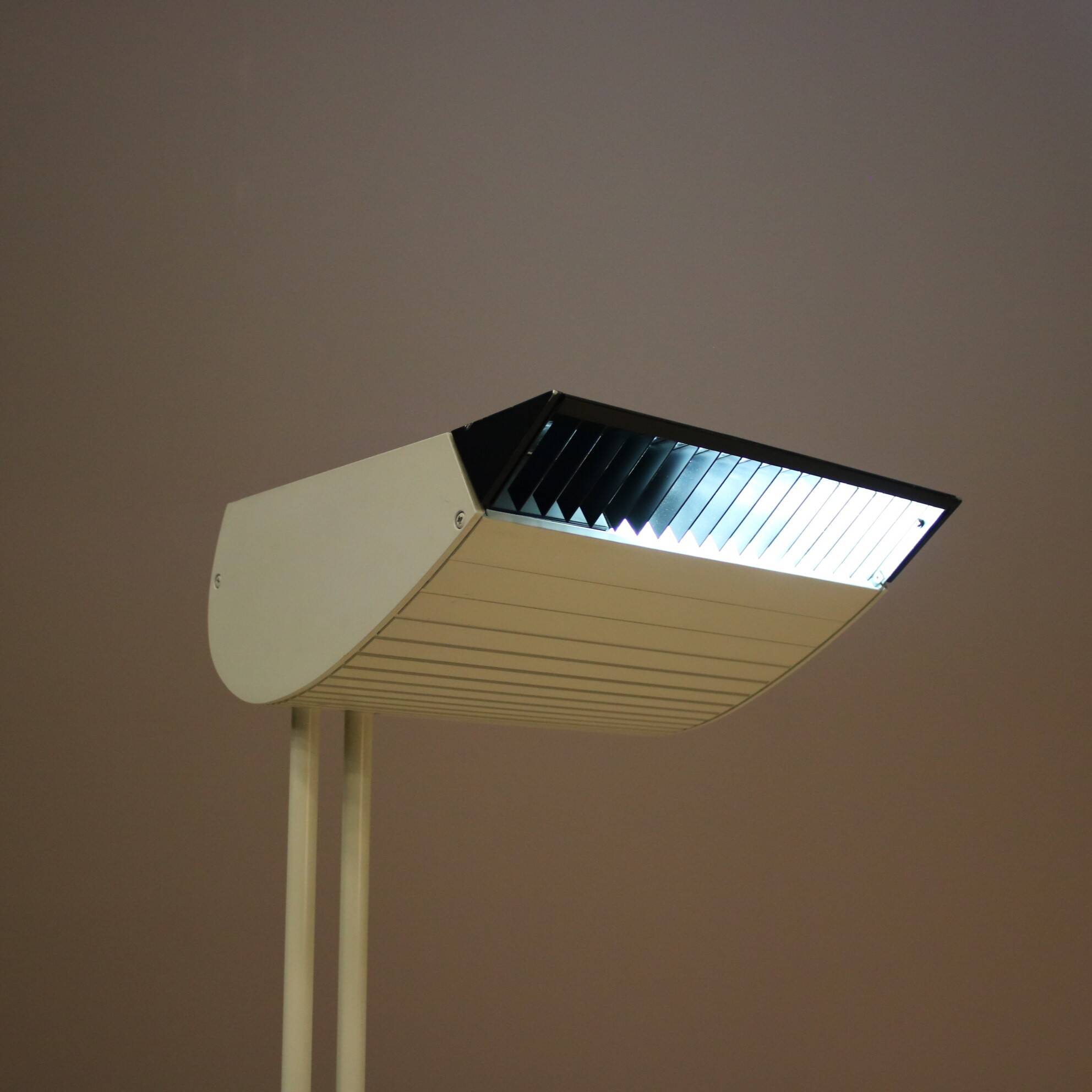 Lampadaire des années 1980 par Hartmut Engel pour Zumtobel, Autriche