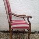 Paire de fauteuils Louis XIII retapissés