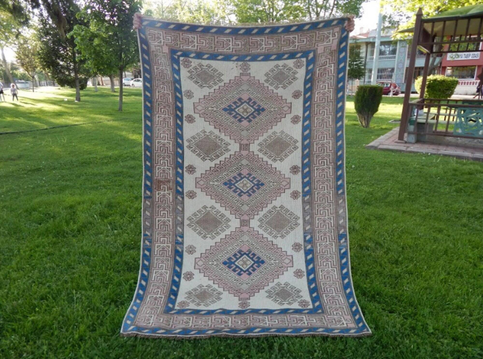 Tapis turc vintage fait main 134x203 cm