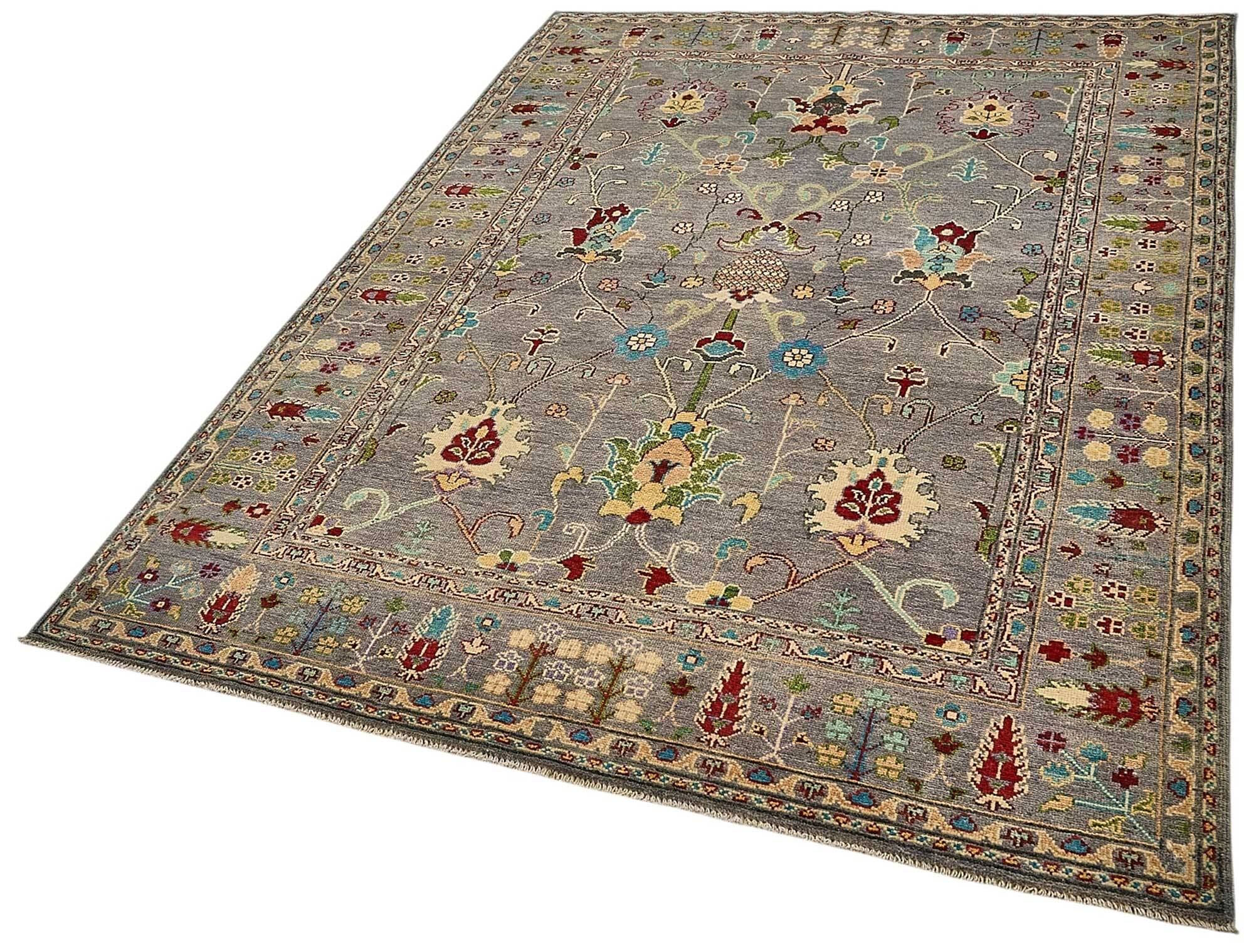 Turkish Handknotted Wool Oushak Rug 164 cm x 236 cm