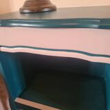 Table de nuit, un tiroir, une niche