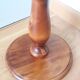 Round pedestal table in solid wood
