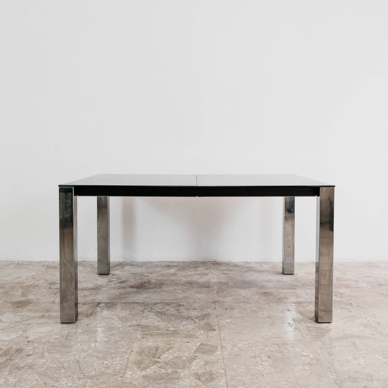 Table à manger extensible Giovanni Offredi Saporiti design années 70