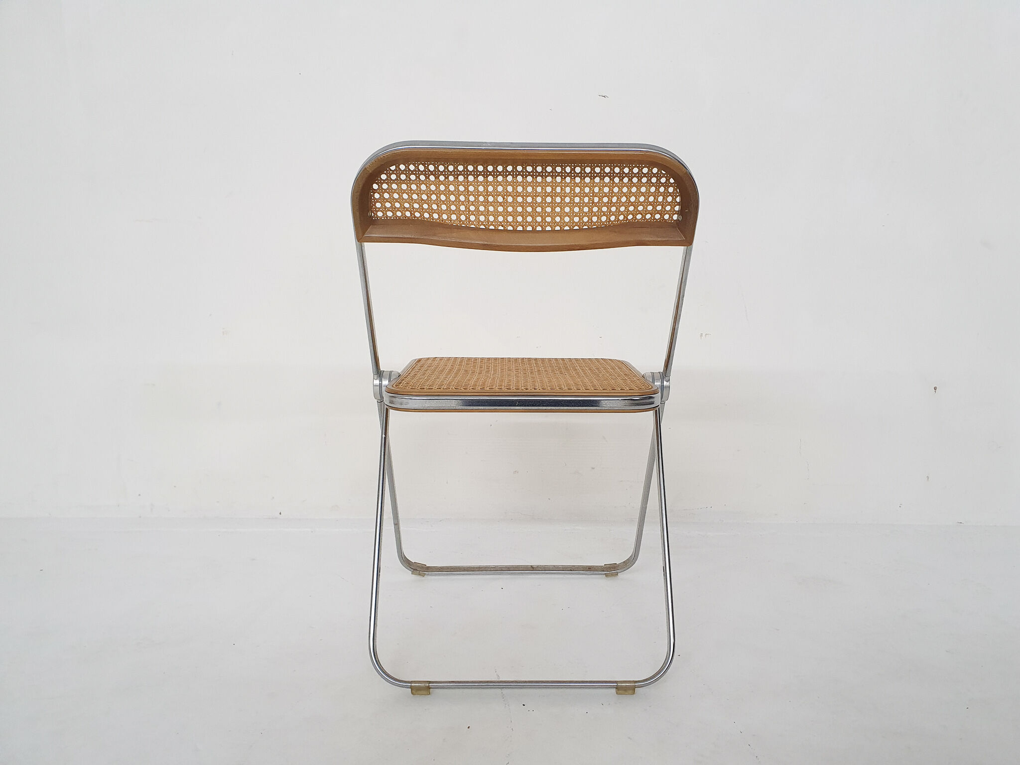 Webbing folding chair by Giancarlo Piretti for Castelli, model Plia, Italy 1967