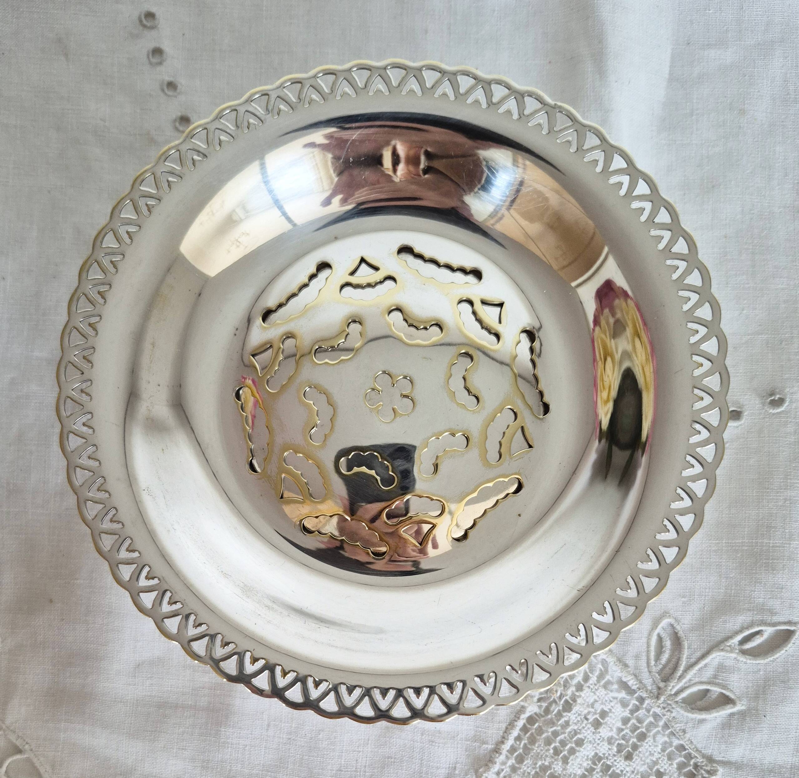 Butter dish style Coquillor, in silver