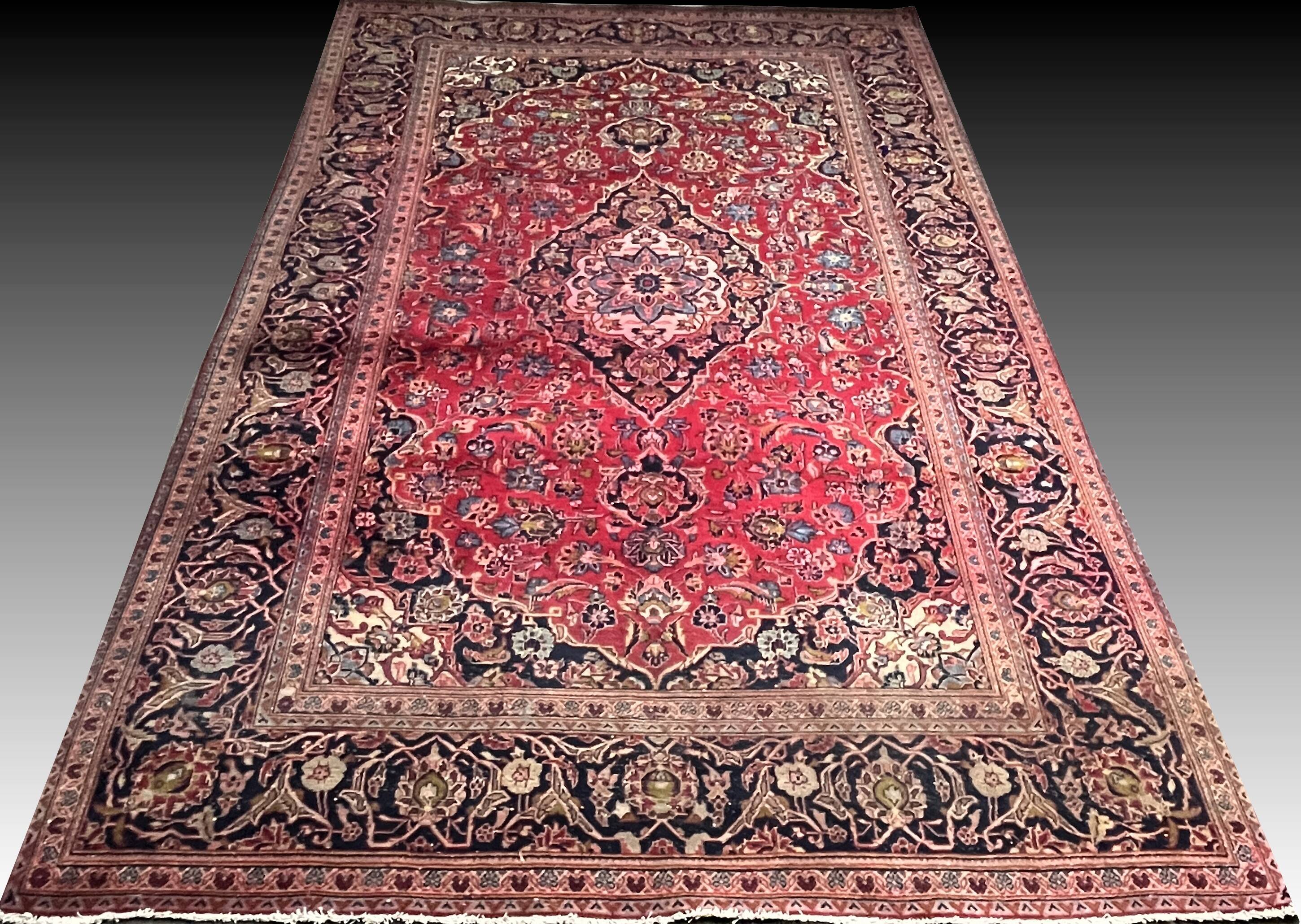 Tapis persan d'orient Iran KASHAN : 1.95 x 320 Mètres