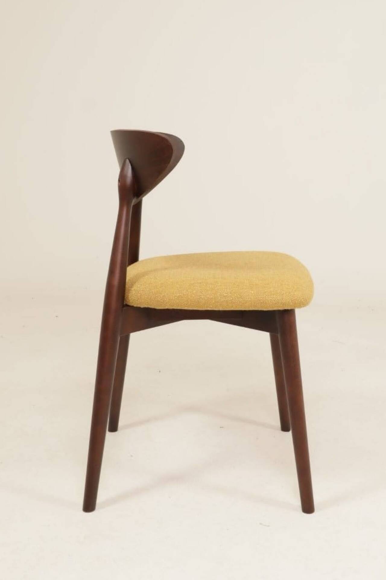 Modern Set of 4 Dining Chairs, Ochre Bouclè and Dark walnut beech wood