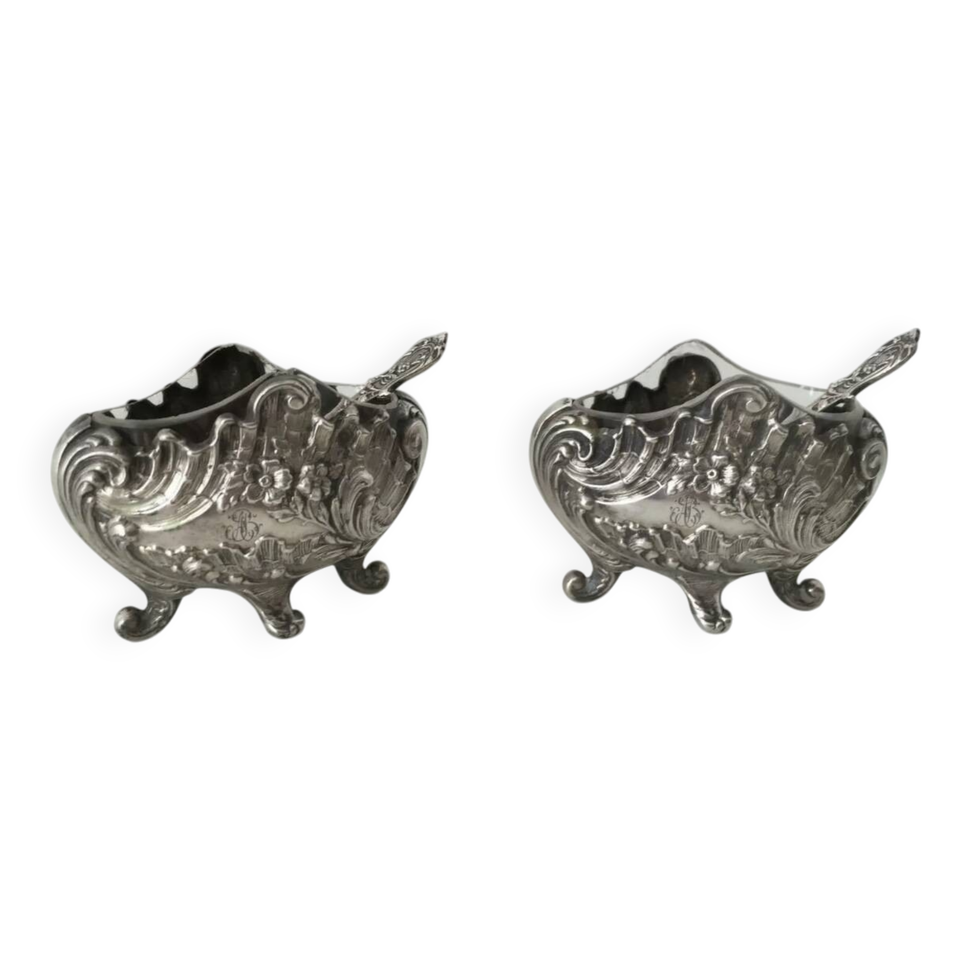 Beautiful pair of Louis XV style silver salt cellars