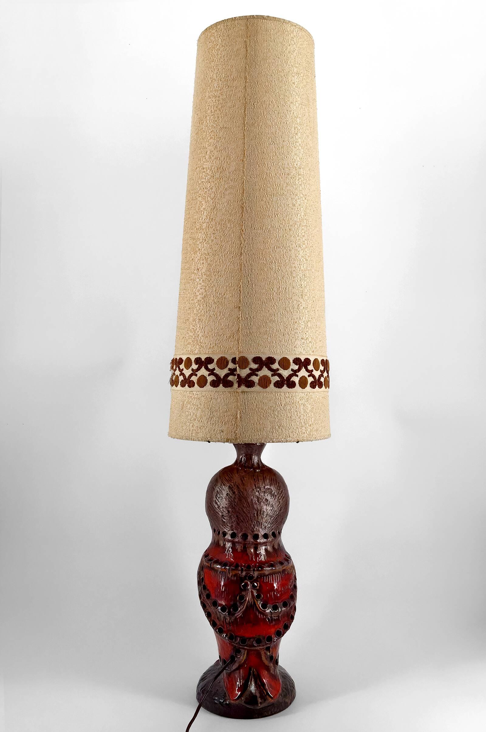 Important ceramic lamp / floor lamp, Owl, by Walter Gerhards