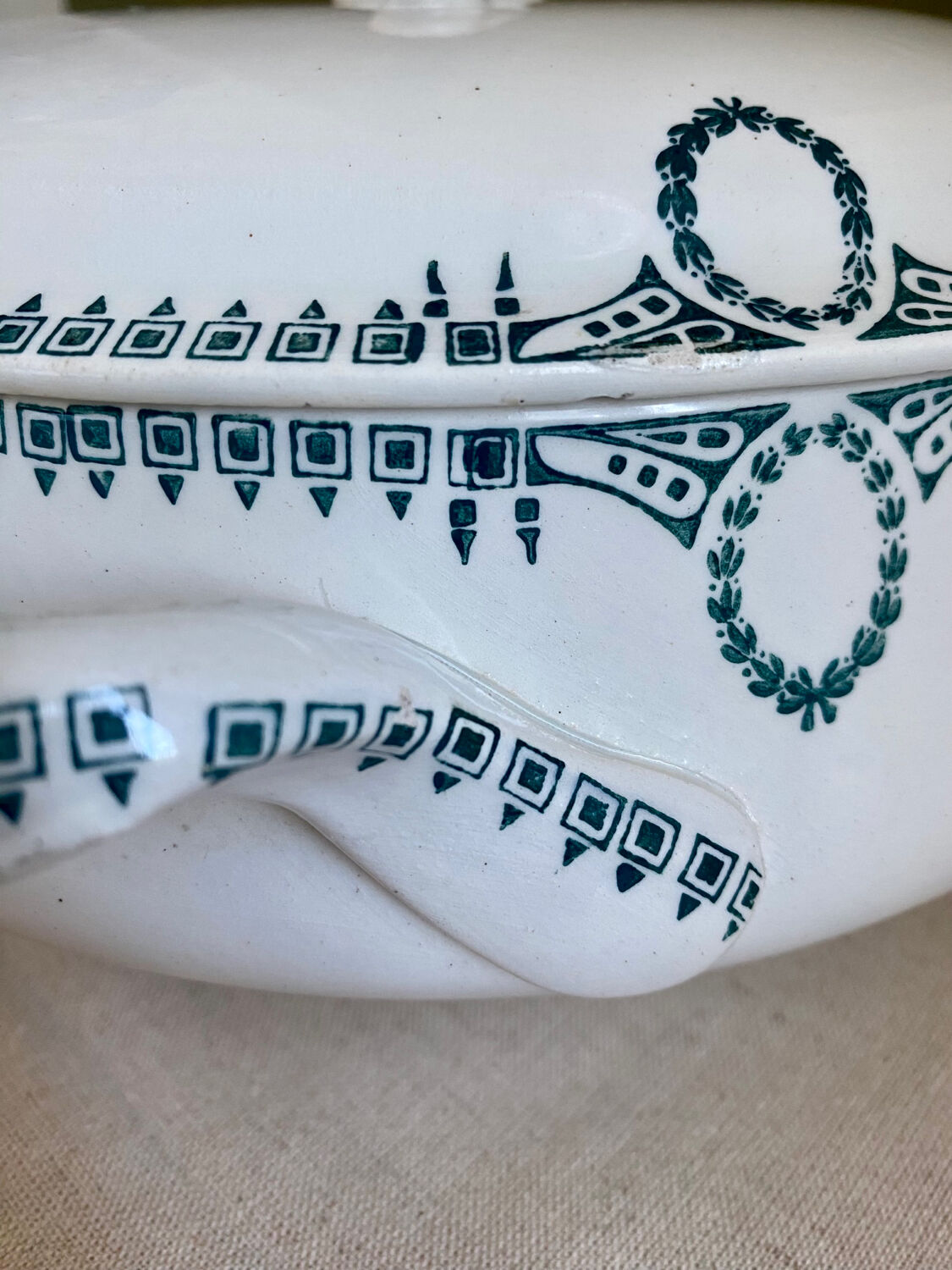 Tureen stamped new ceramic factories of North Saint Amand