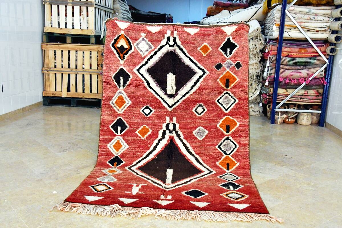 Moroccan Berber rug Boujaad 205 x 130 cm red