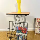1960s Scoubidou magazine rack