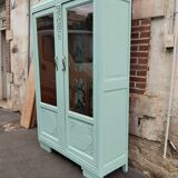 Parisian showcase cabinet year 30