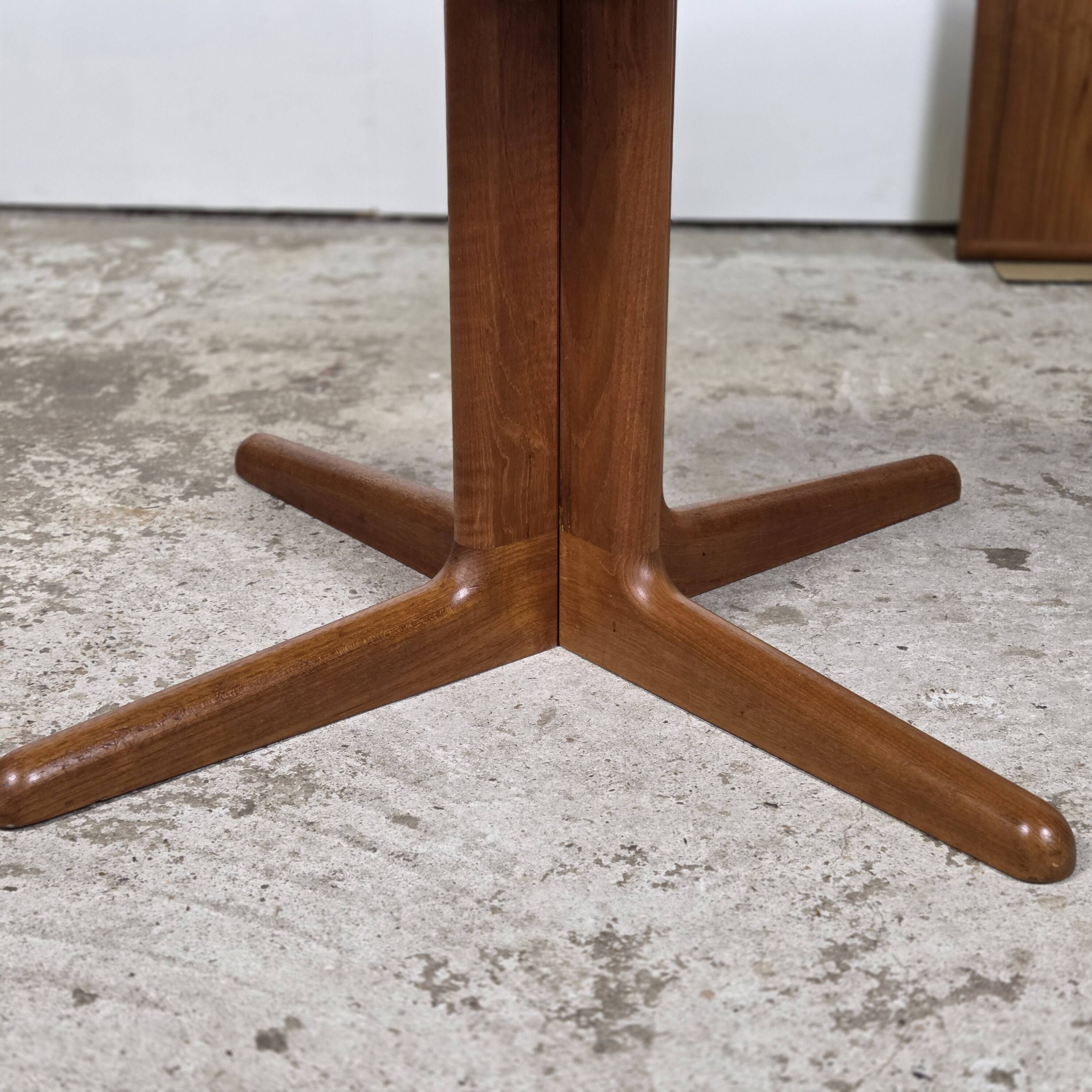 Table extensible danoise vintage des années 1960 de Korup Stolefabrik