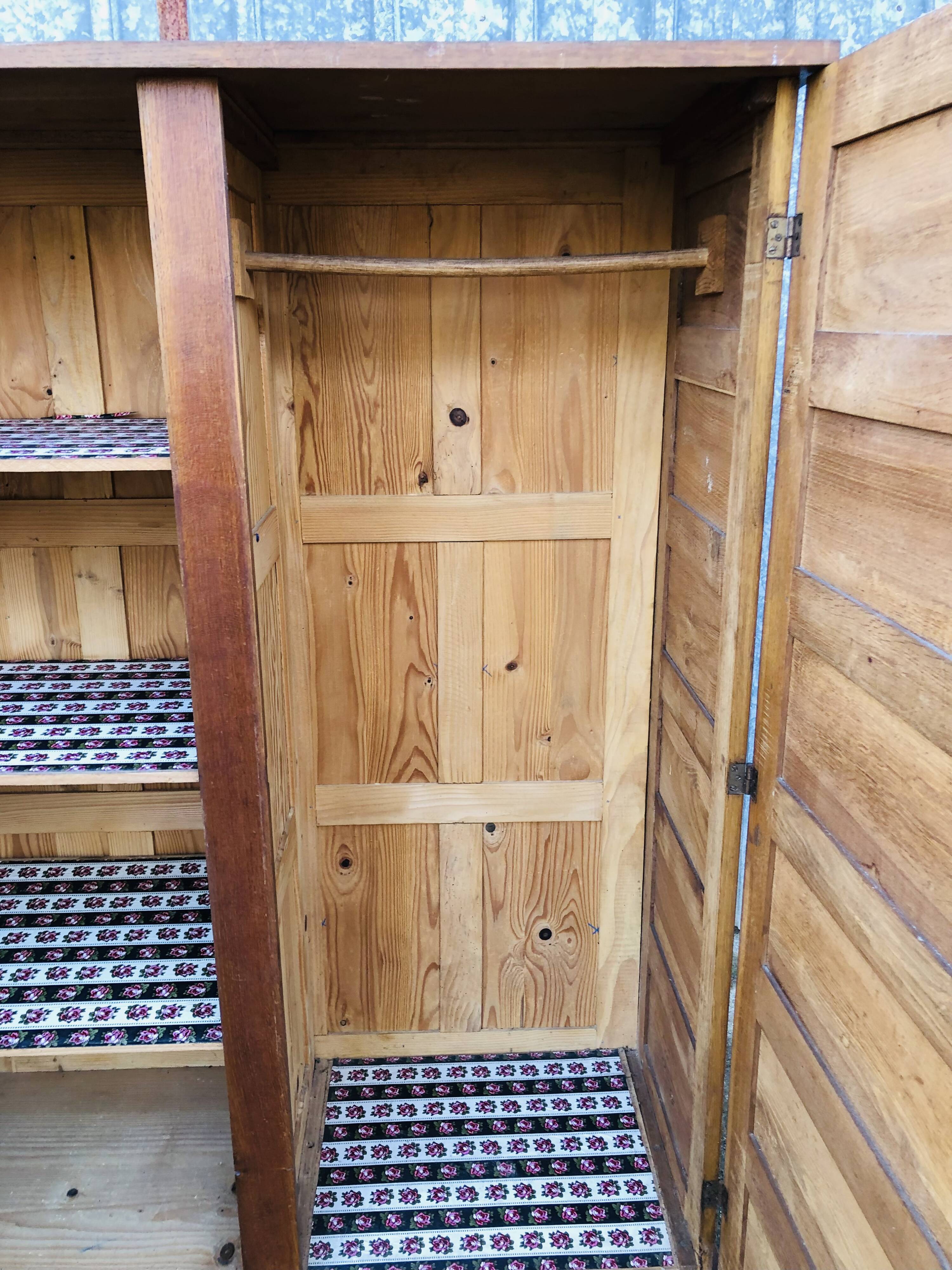 Vintage René Gabriel oak wardrobe with 2 doors from the reconstruction period.