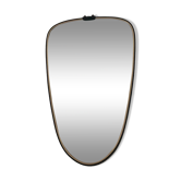 Asymmetrical free-form mirror from the 60s and 70s