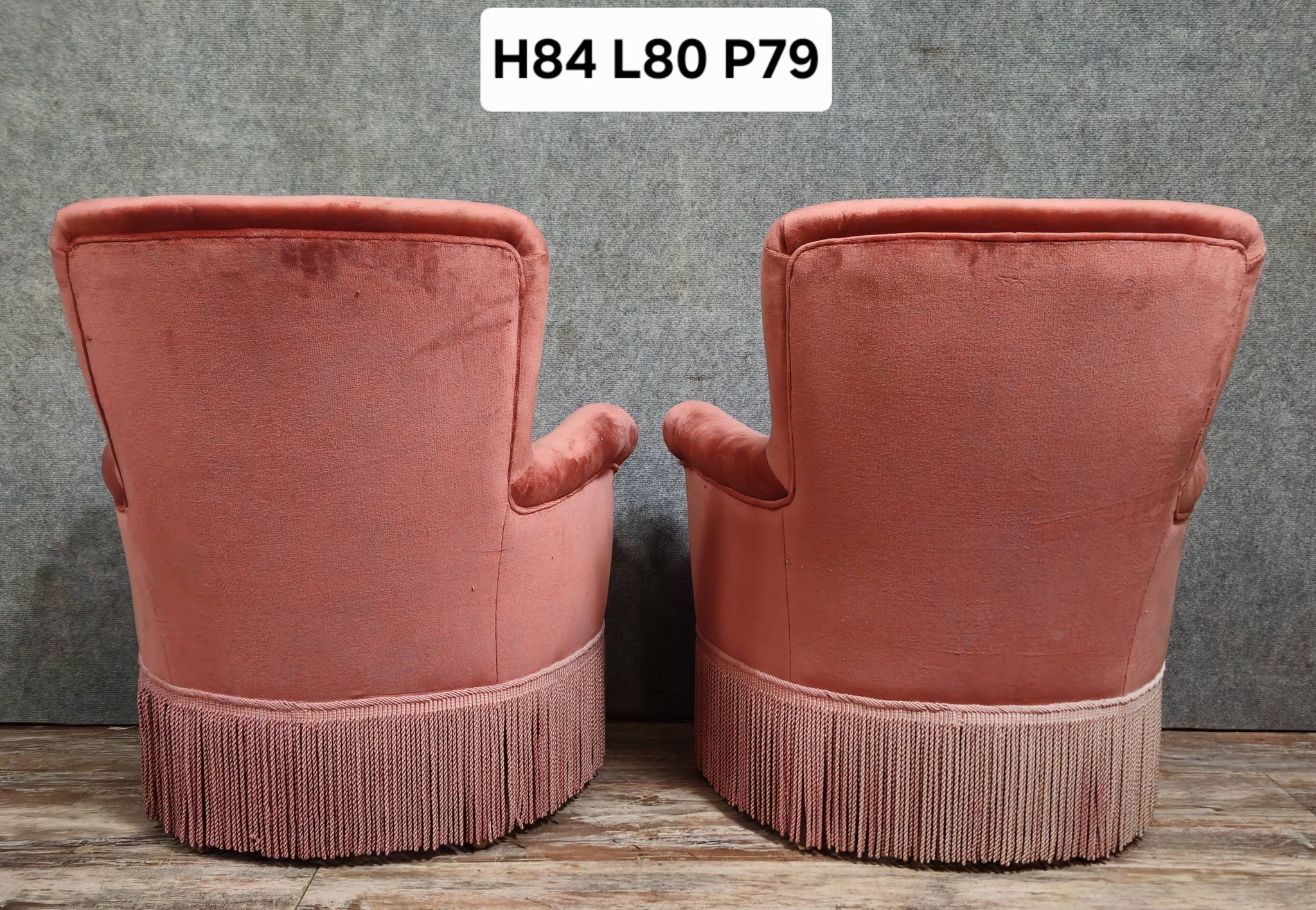 Paire de fauteuils crapauds en velours rose – époque Napoléon III
