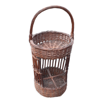 Rattan bar